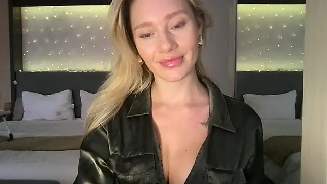 Snapshot of Stella_muse chatting on May 2026 04:08:02 AM Stella muse online show from May 2026 04:08:02 AM