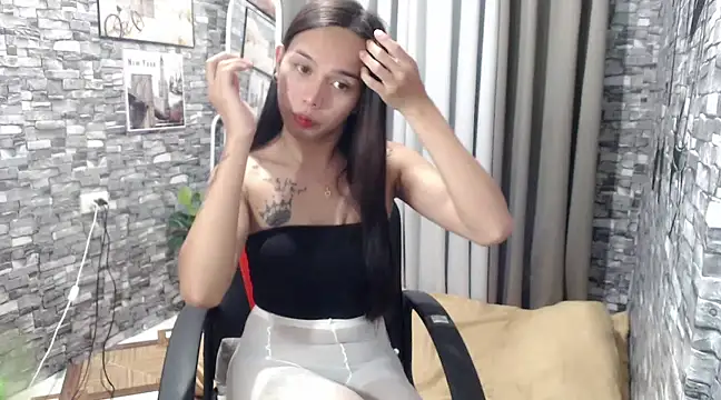 LOVELYMAYUMIE online show from February 2025 10:04:01 AM