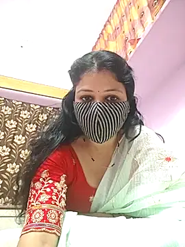 Priyaji7575 online show from February 2026 05:55:01 AM