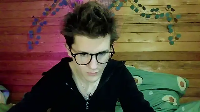 Snapshot of Sasha_bb21 chatting on February 2026 08:36:01 PM Sasha bb21 online show from February 2026 08:36:01 PM