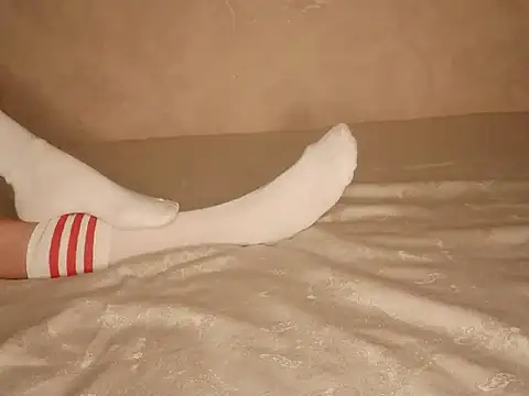 Undermysoles online show from January 2026 08:36:02 PM