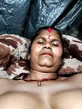 Snapshot of Hot_di97 chatting on February 2026 08:51:01 AM Hot di97 online show from February 2026 08:51:01 AM