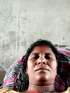 Hot di97 online show from May 2026 11:01:04 PM