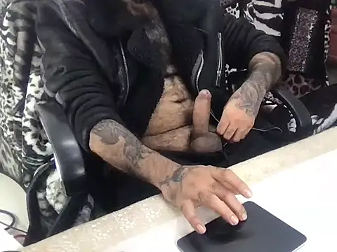 BlazeHart online show from January 2026 02:33:02 PM