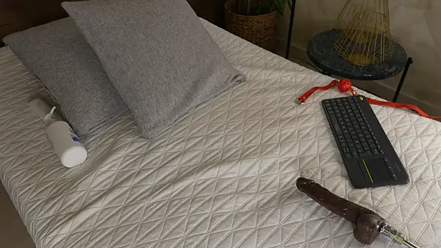 Snapshot of Bonny_Watson chatting on June 2026 01:16:02 PM Bonny Watson online show from June 2026 01:16:02 PM