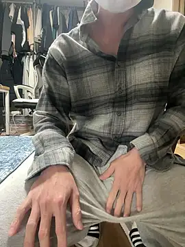 Snapshot of Alexkimsumin chatting on April 2026 01:45:02 PM Alexkimsumin online show from April 2026 01:45:02 PM