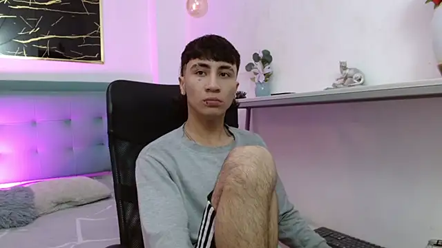 XanderGrey8 online show from February 2026 07:29:01 PM