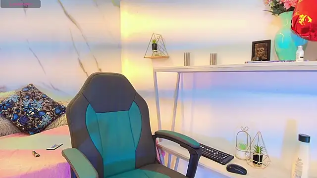 XanderGrey8 online show from February 2026 07:47:02 PM