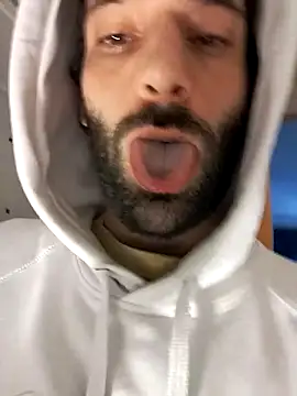 richgood49 online show from February 2026 10:45:02 AM