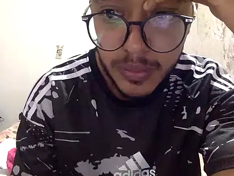 Snapshot of Tito_12_ chatting on February 2026 05:42:02 PM Tito 12 online show from February 2026 05:42:02 PM