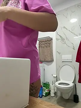 Missolevelvet online show from March 2026 06:37:02 PM