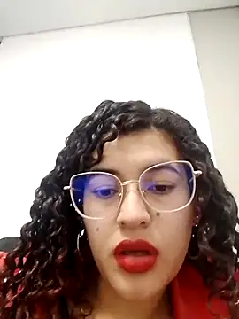 curlyheat online show from April 2026 08:40:02 PM