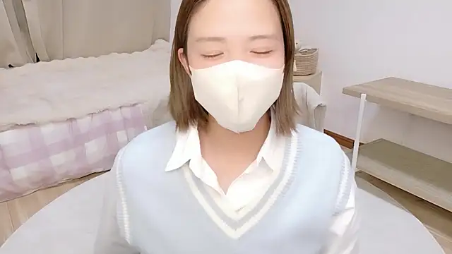 UMIumi- online show from March 2026 09:48:01 AM