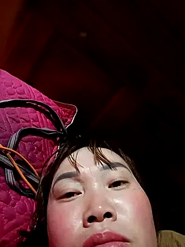 Snapshot of karara97 chatting on February 2026 11:01:02 PM karara97 online show from February 2026 11:01:02 PM