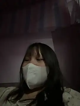 Snapshot of Charlotte-ee chatting on January 2026 05:57:01 AM Charlotte-ee online show from January 2026 05:57:01 AM