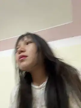 Charlotte-ee online show from March 2026 05:21:02 AM