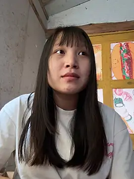 Charlotte-ee online show from March 2026 08:07:01 AM