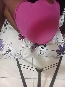 Snapshot of PatriciaVen chatting on April 2026 05:23:01 AM PatriciaVen online show from April 2026 05:23:01 AM