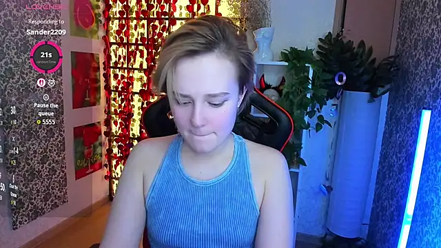 Snapshot of Ellie_Heavenly chatting on February 2026 08:37:02 AM Ellie Heavenly online show from February 2026 08:37:02 AM