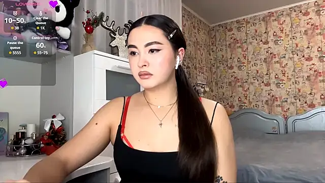 Snapshot of WavaBaber chatting on January 2026 06:13:02 PM WavaBaber online show from January 2026 06:13:02 PM