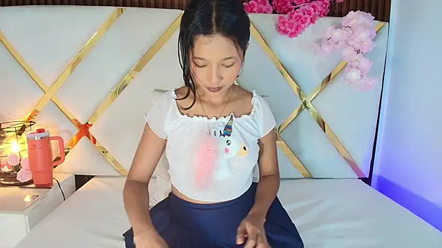 Real virgin Pussy online show from June 2026 06:56:01 PM