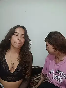 AlexxaAndRileyy online show from March 2026 06:13:01 AM