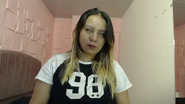 Snapshot of sami_1_8 chatting on January 2026 04:17:01 AM sami 1 8 online show from January 2026 04:17:01 AM