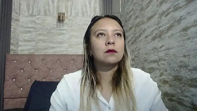 Snapshot of sami_1_8 chatting on February 2026 05:37:01 AM sami 1 8 online show from February 2026 05:37:01 AM