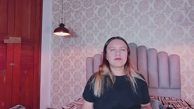 Snapshot of sami_1_8 chatting on April 2026 05:35:02 PM sami 1 8 online show from April 2026 05:35:02 PM