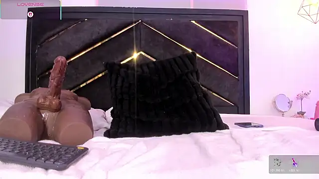 april jones05 online show from April 2026 02:17:02 PM