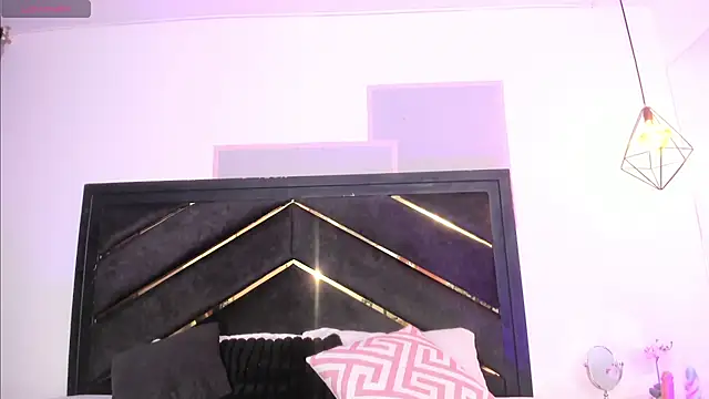 april jones05 online show from April 2026 11:24:02 AM