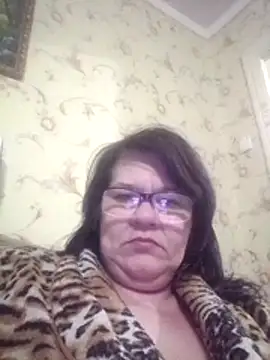 NysiOlsen online show from April 2026 06:46:01 PM