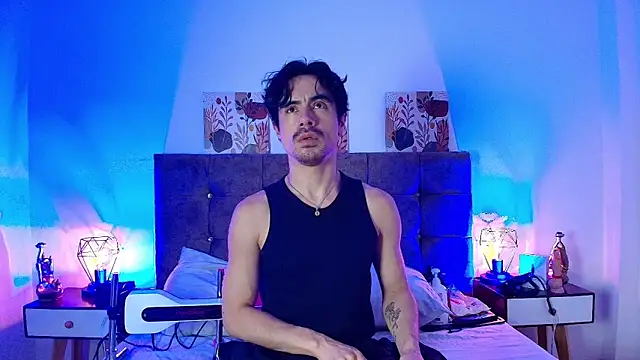 Snapshot of Ethan_Briggs_ chatting on May 2026 03:37:02 AM Ethan Briggs online show from May 2026 03:37:02 AM
