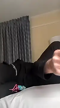 Snapshot of sterng6969 chatting on February 2026 03:43:01 AM sterng6969 online show from February 2026 03:43:01 AM