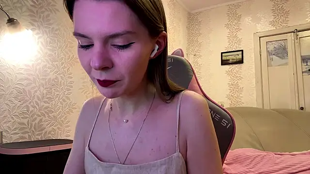 Snapshot of LavondaDeleston chatting on February 2026 10:04:02 PM LavondaDeleston online show from February 2026 10:04:02 PM