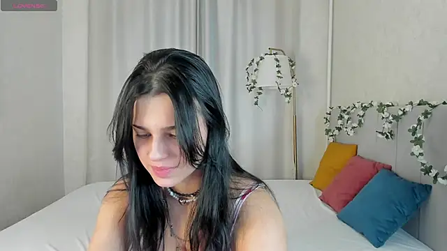 Leslie Wholsh online show from February 2026 02:28:02 AM