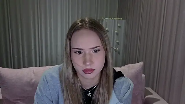 White  a  Black online show from January 2026 09:36:01 AM