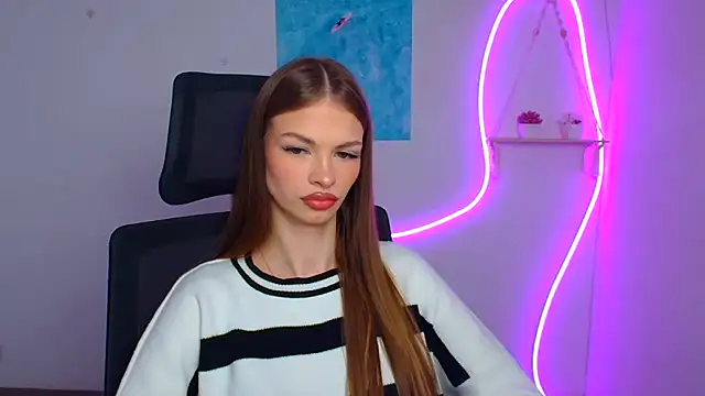 Lina Loveuu online show from March 2026 12:42:01 PM