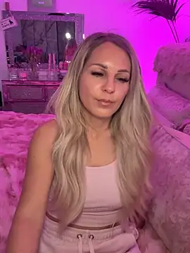 Snapshot of JulieSol chatting on March 2026 08:21:02 AM JulieSol online show from March 2026 08:21:02 AM