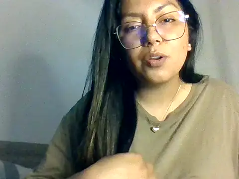 Miickinow online show from January 2026 02:33:02 PM