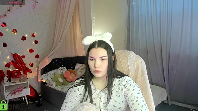 Mira Silk online show from February 2026 03:51:02 AM