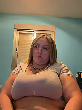 Snapshot of _maracr19_ chatting on July 2026 01:26:01 PM maracr19 online show from July 2026 01:26:01 PM