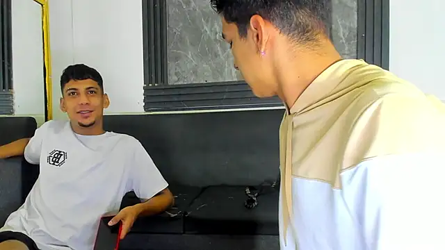 ALEX KEITH26 online show from February 2026 12:09:02 PM