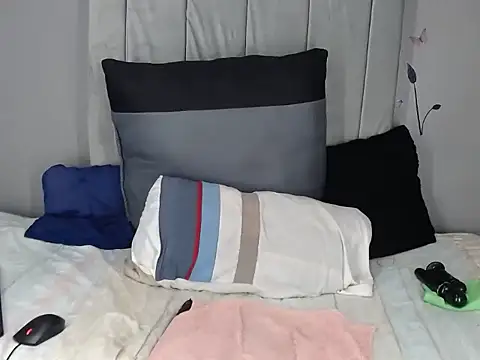 QUEENASHxXx online show from March 2026 08:32:01 PM