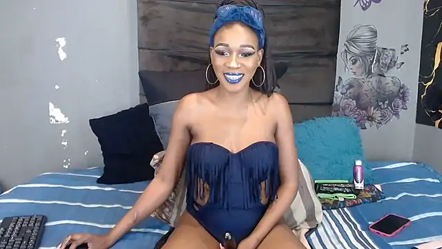 Snapshot of QUEENASHxXx chatting on June 2026 04:19:02 PM QUEENASHxXx online show from June 2026 04:19:02 PM