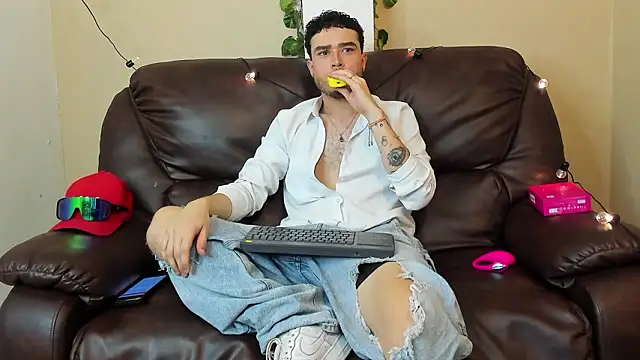 Salvattore Muller online show from February 2026 02:34:02 AM