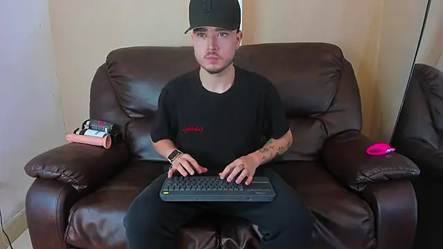 Salvattore Muller online show from April 2026 10:26:02 PM