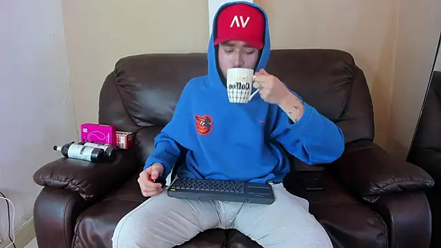 Salvattore Muller online show from April 2026 10:05:02 PM