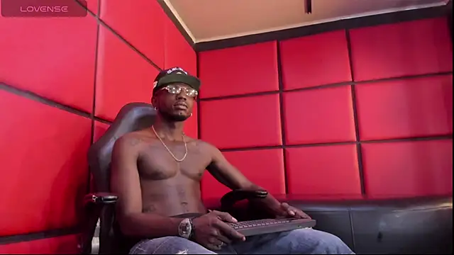 Snapshot of Jeff_Black99 chatting on February 2026 04:23:02 AM Jeff Black99 online show from February 2026 04:23:02 AM