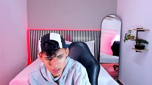 Astaroth Grigori online show from February 2026 08:15:01 PM